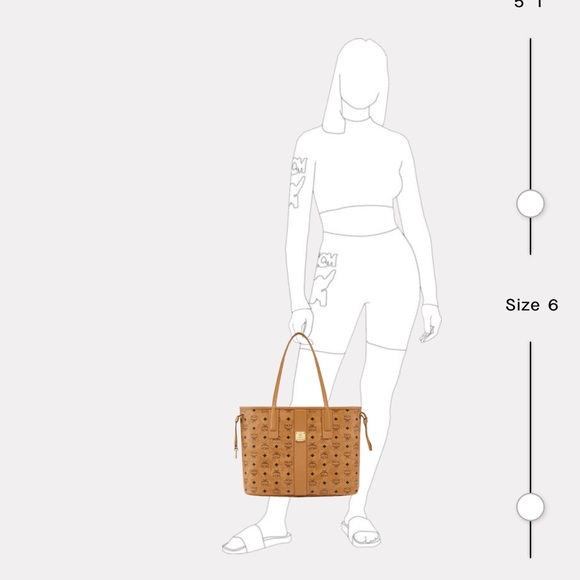 MCM medium shopper (REVERSIBLE) - Picture 8 of 13